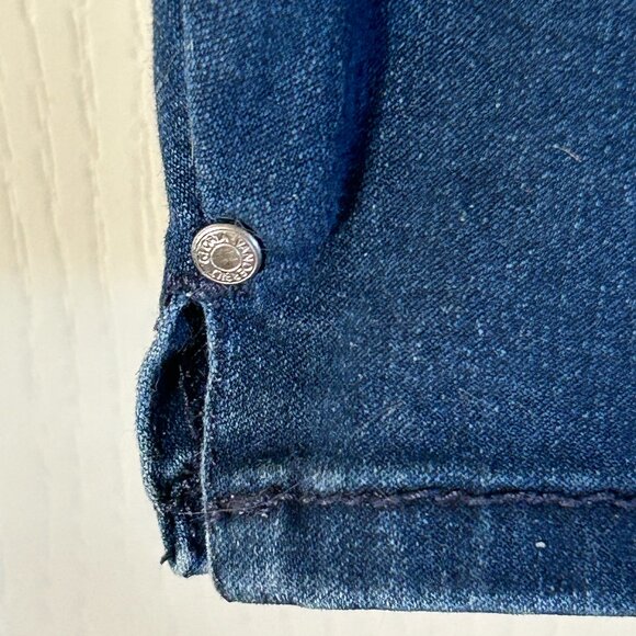 Gloria Vanderbilt Capri Dark Denim, Pull-on, Size 14, metal studs - Picture 5 of 7